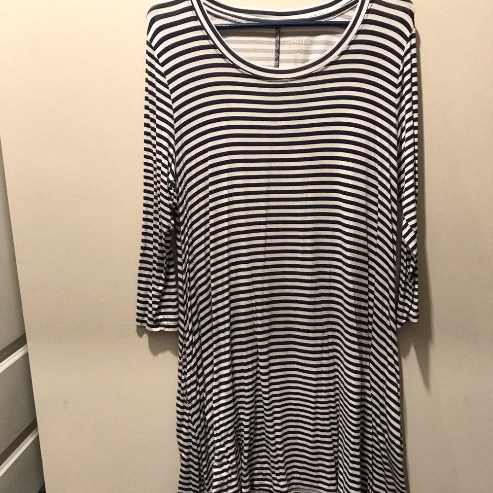 Super comfortable NY&CO dress with pockets